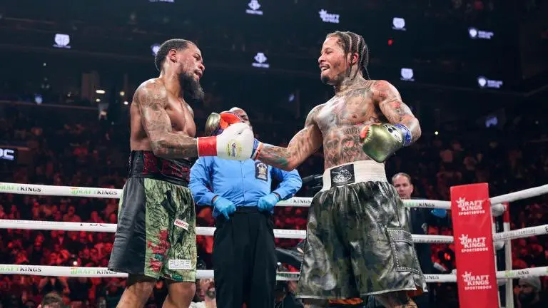 The rematch between Gervonta Davis and Lamont Roach will take place on August 16 at the T-Mobile Arena in Las Vegas.